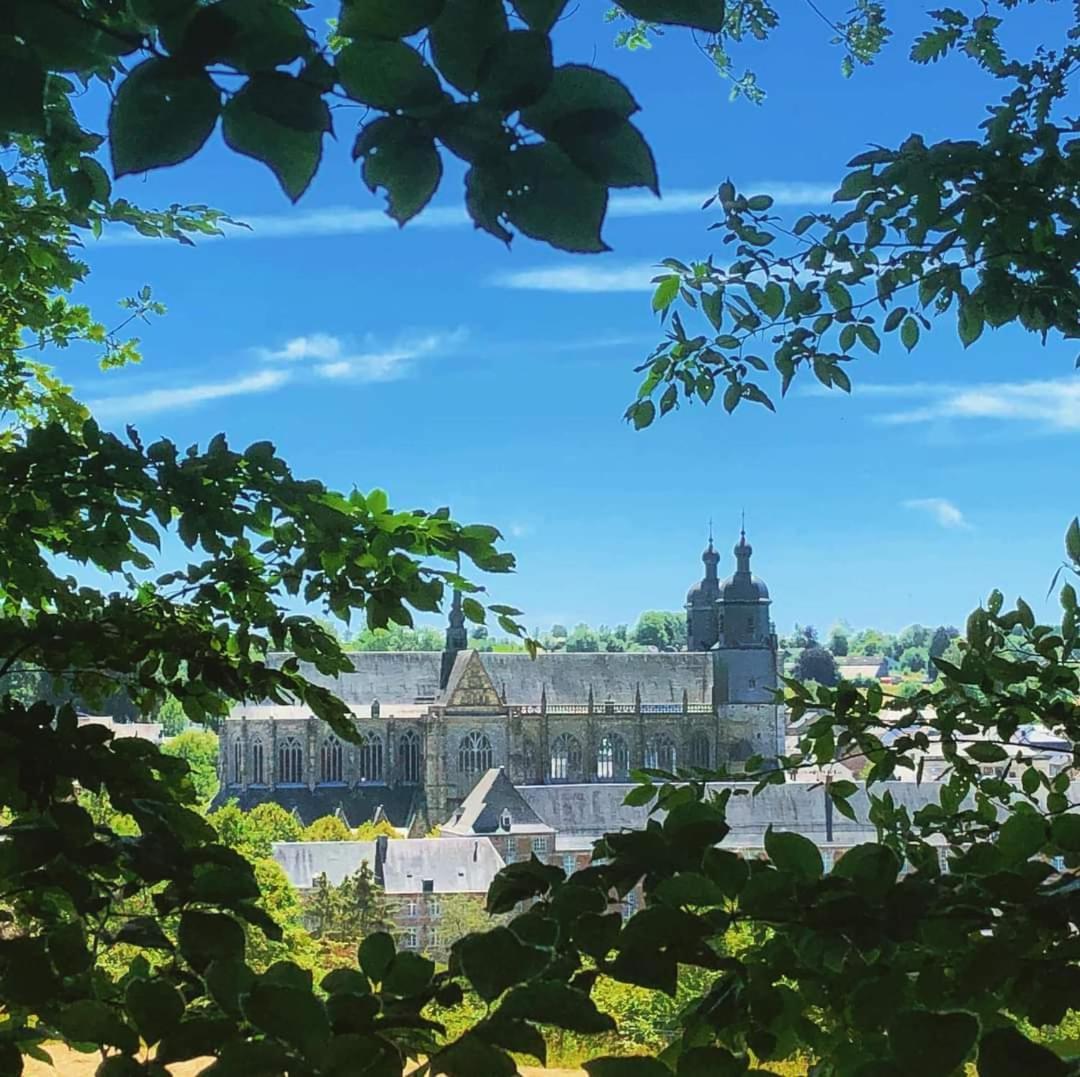 Le Petit Chermont Saint-Hubert Zewnętrze zdjęcie